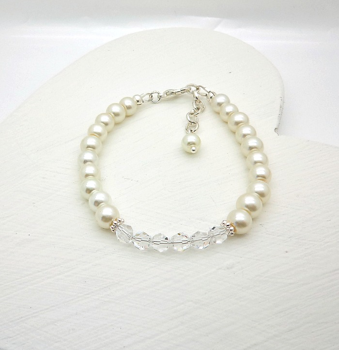 6mm Ivory Pearl & Crystal Bracelet